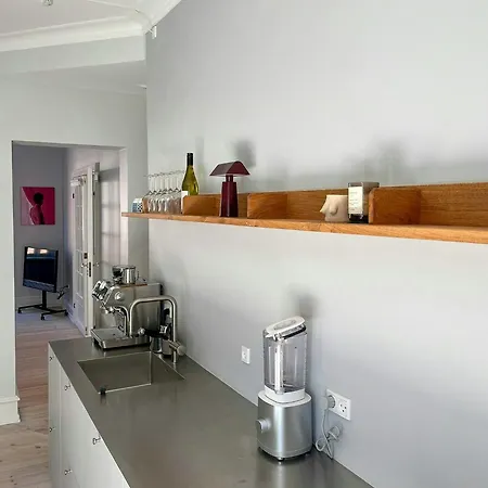 Renovated Flat With Balcony In Amagerbro Appartement Kopenhagen