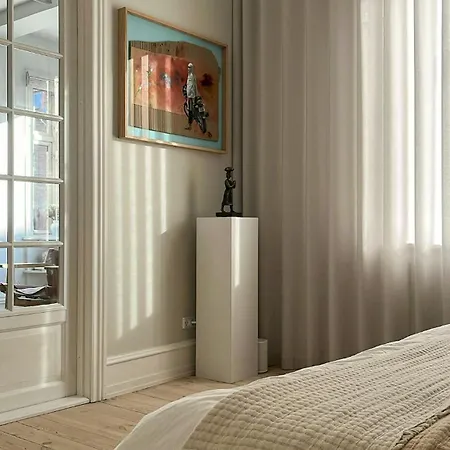 Renovated Flat With Balcony In Amagerbro